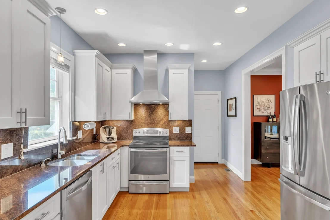 Photo of 39 Arcola St