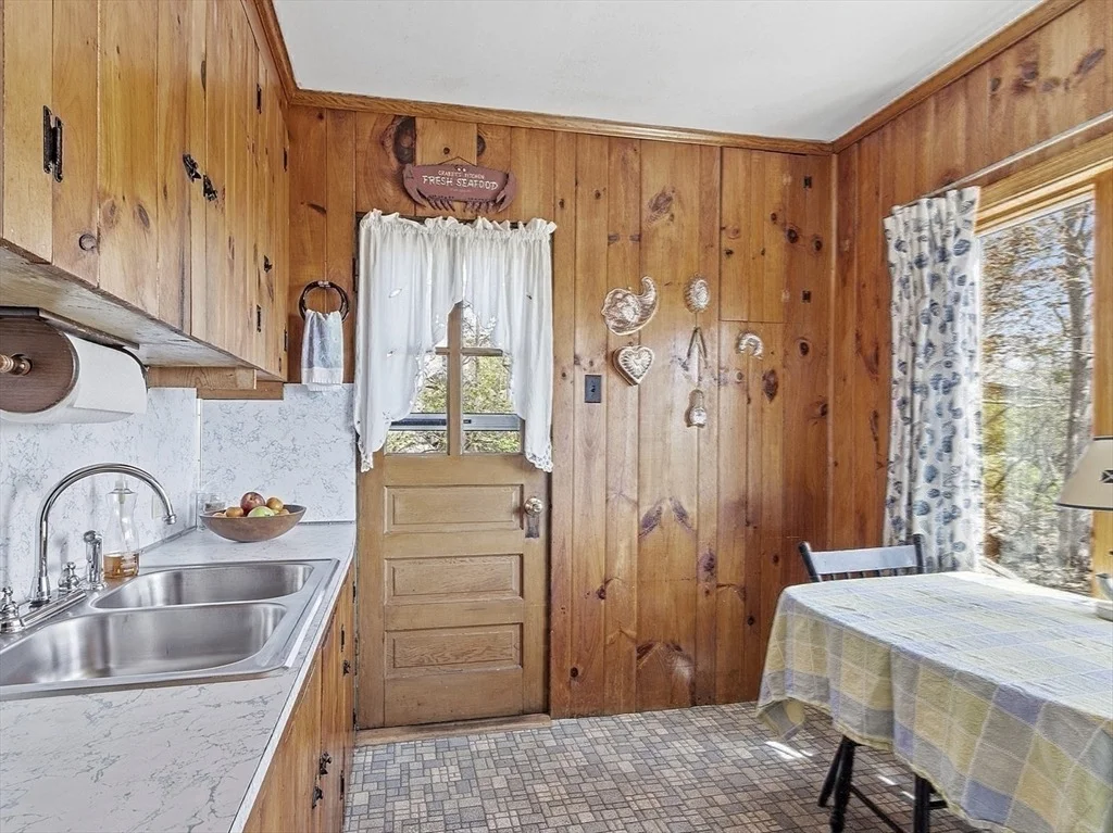 Photo of 6 Laurel Acres