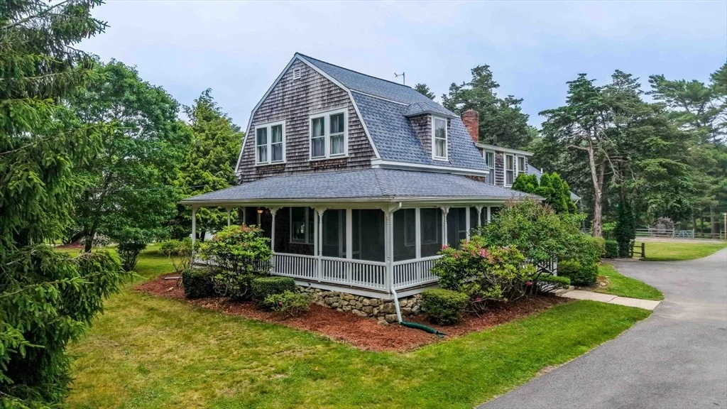 Photo of 651 Point Road
