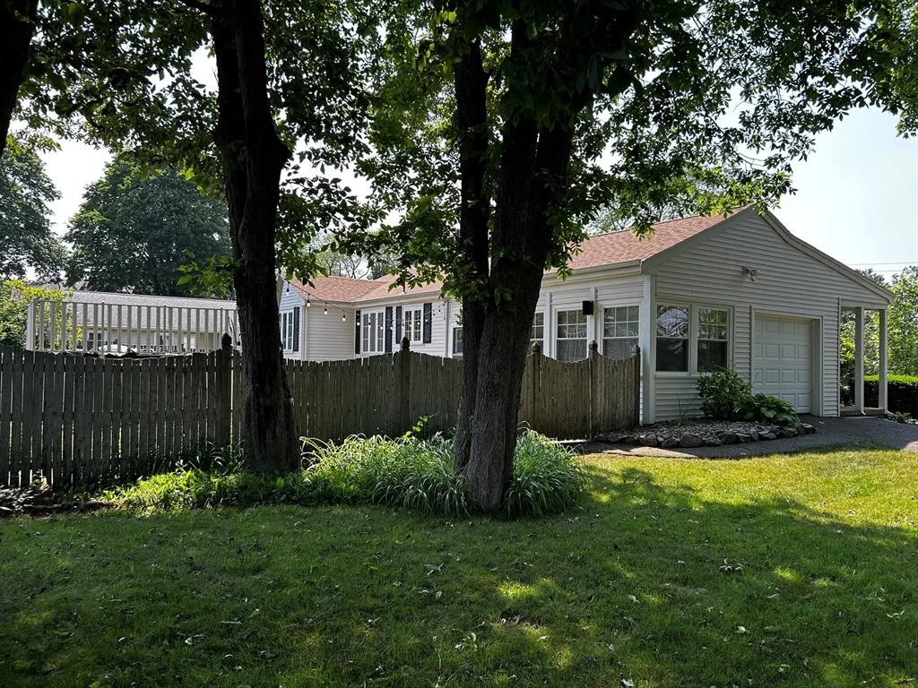 Photo of 12 Goodyear