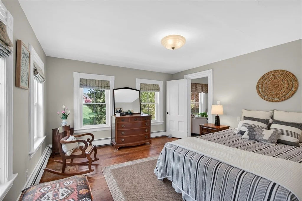 Photo of 14 Ballardvale Rd