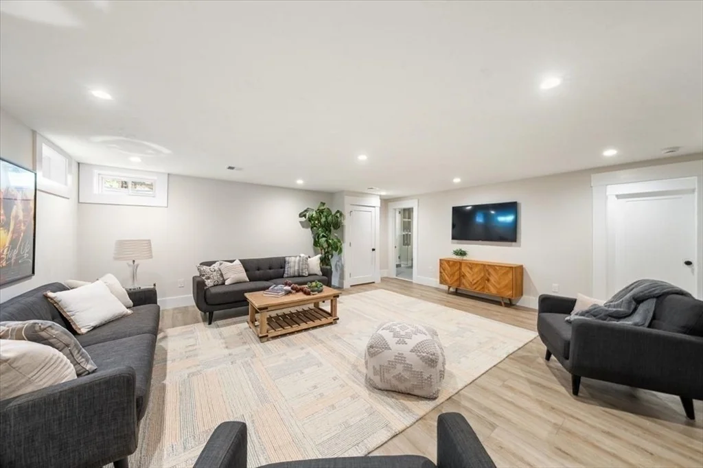 Photo of 12 Beverly Rd