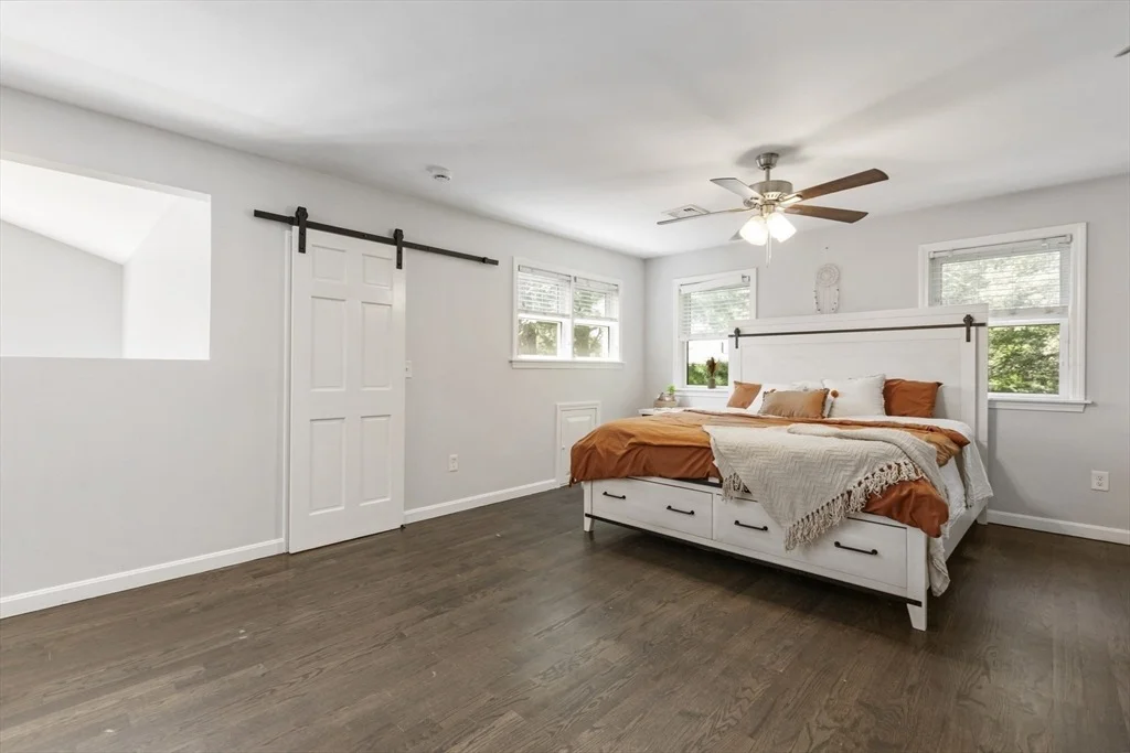 Photo of 19 Laurel Glades