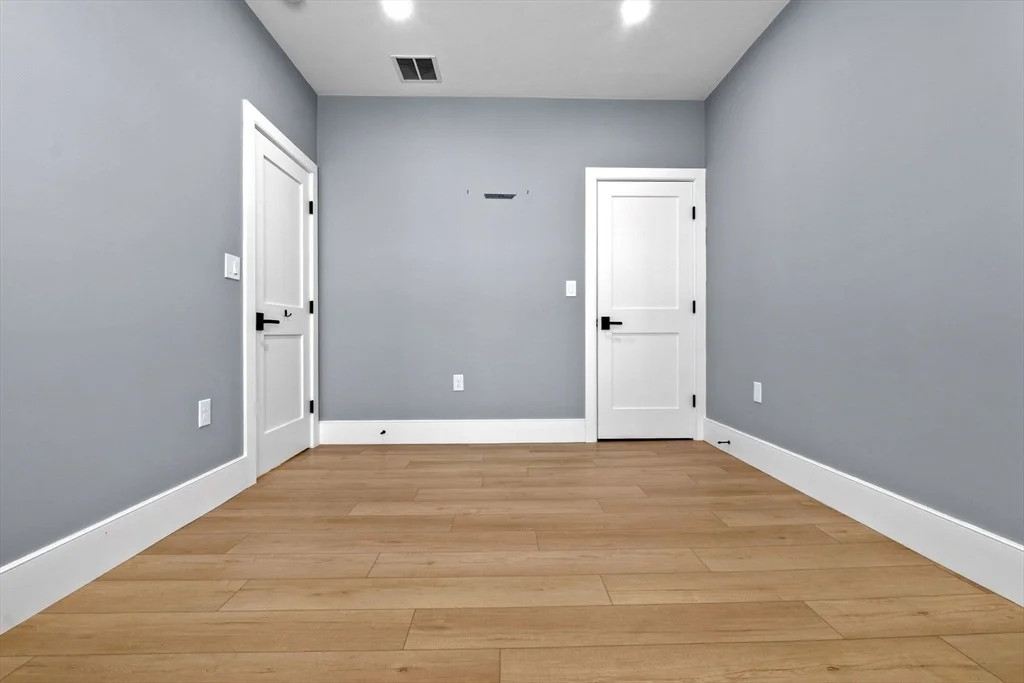 Photo of 33 Bayview Rd