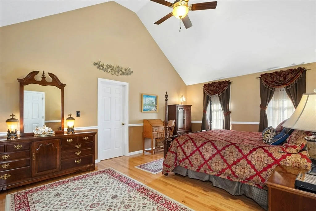 Photo of 75 Kennedy Circle