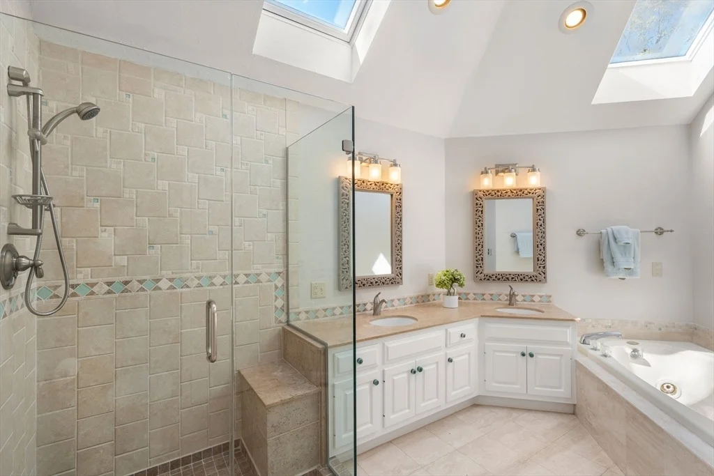 Photo of 26 Driftwood Cir