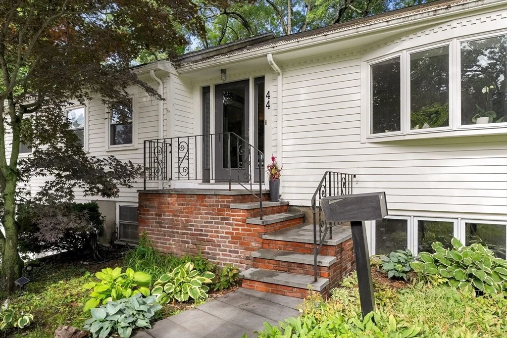 Photo of 44 Windemere Rd