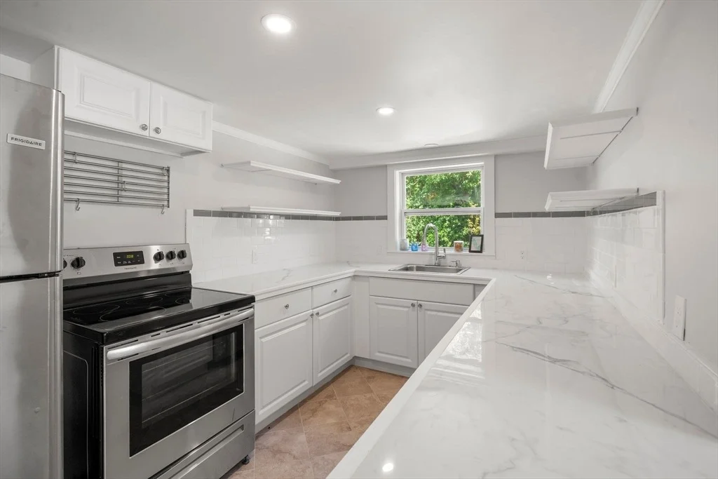 Photo of 29 Sandwich Rd