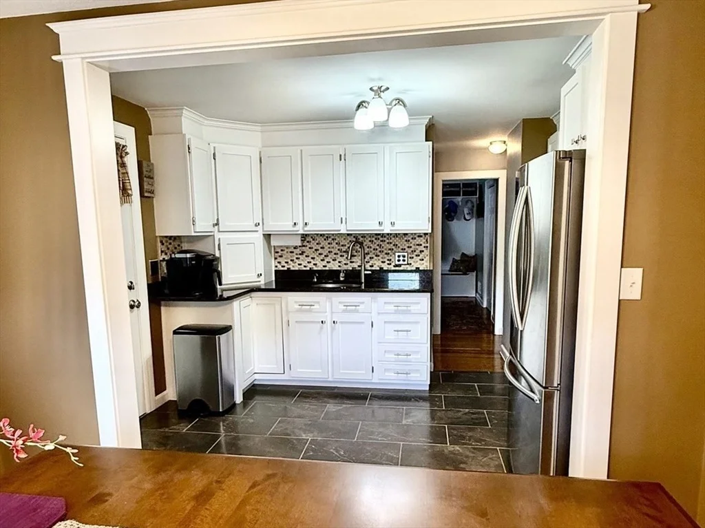 Photo of 75 White Street