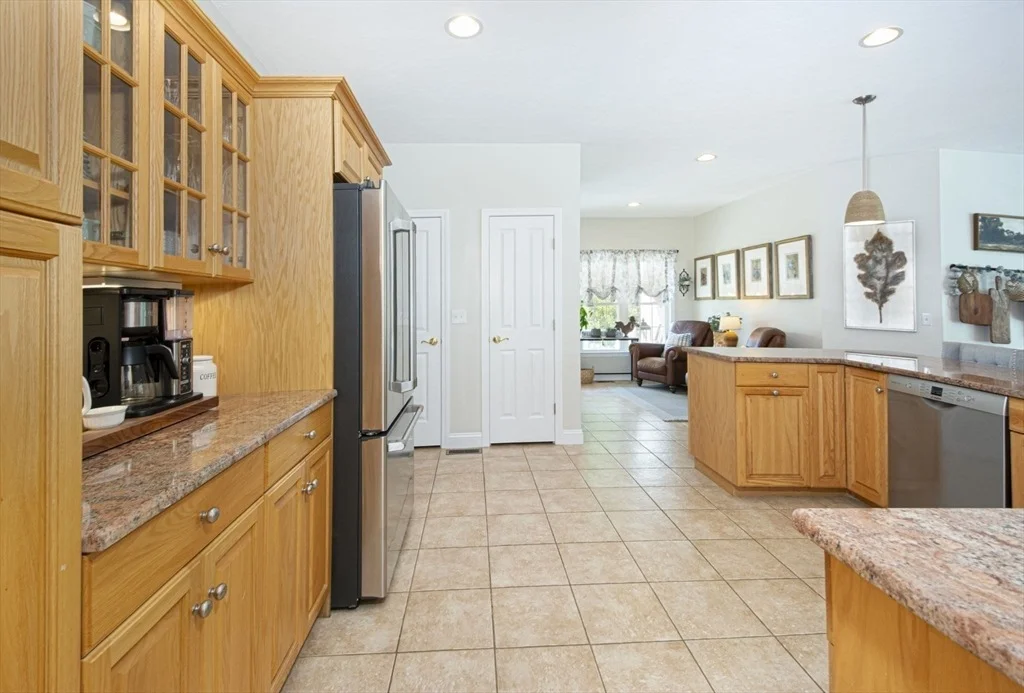 Photo of 258 Nicholas Dr