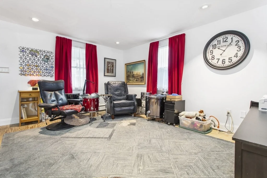 Photo of 32 Clark St