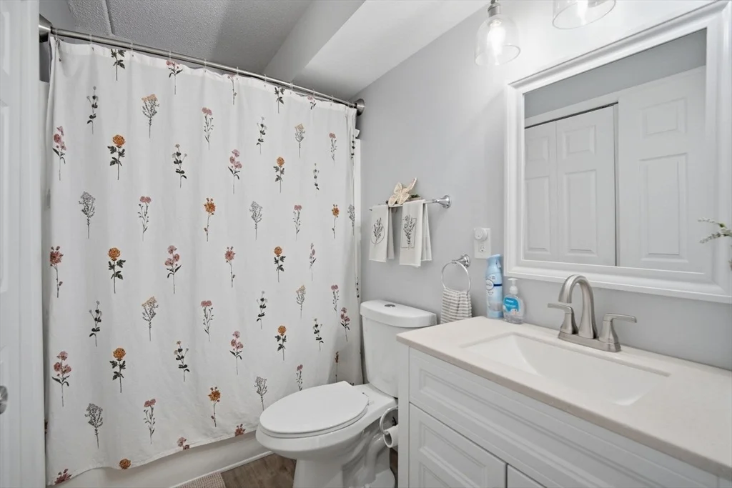 Photo of Unit G at 32 Maple Crest Cir