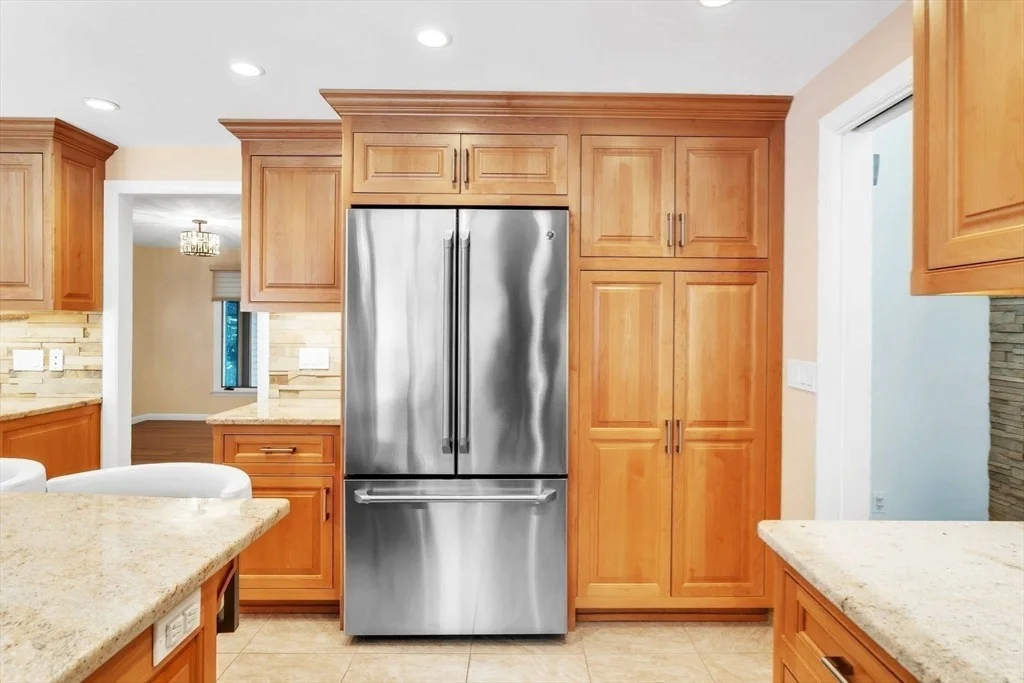 Photo of 292 Pinewood Dr