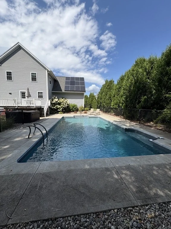 Photo of 15 River Valley Way
