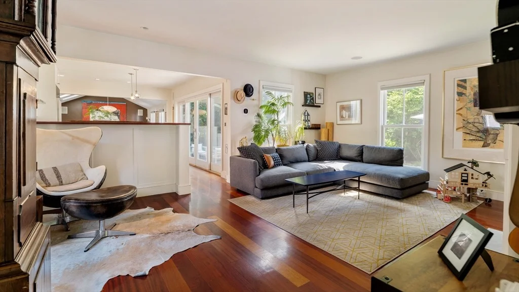 Photo of 2 Maple Pl