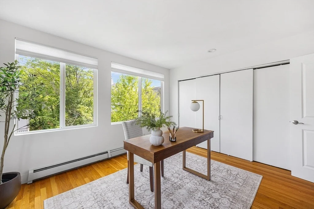 Photo of 16 Ellery Square