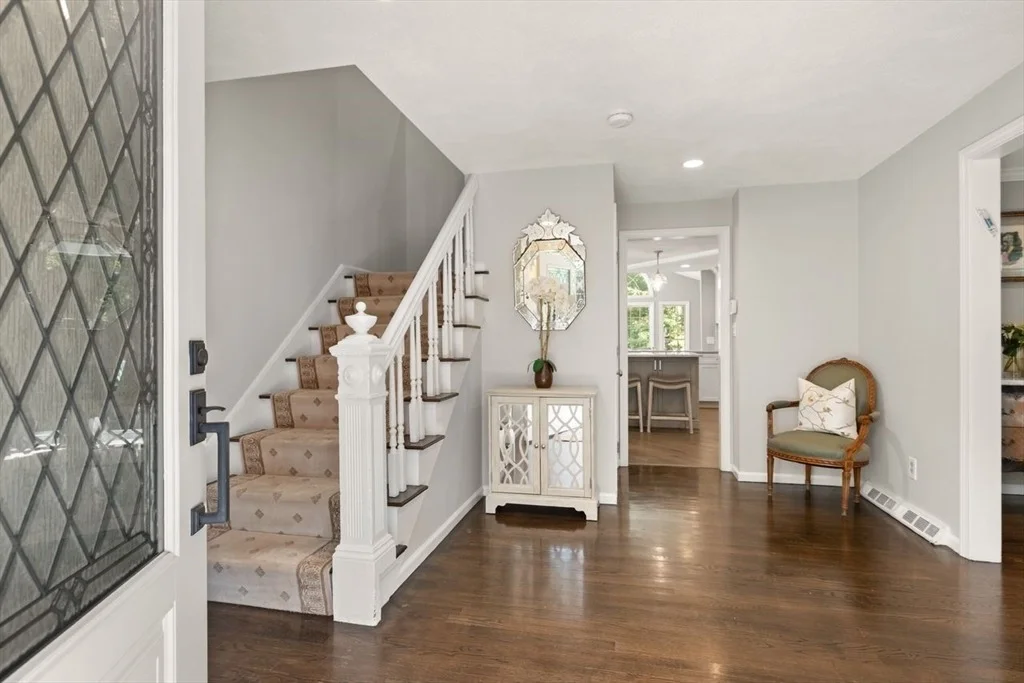 Photo of 24 Queens Cir