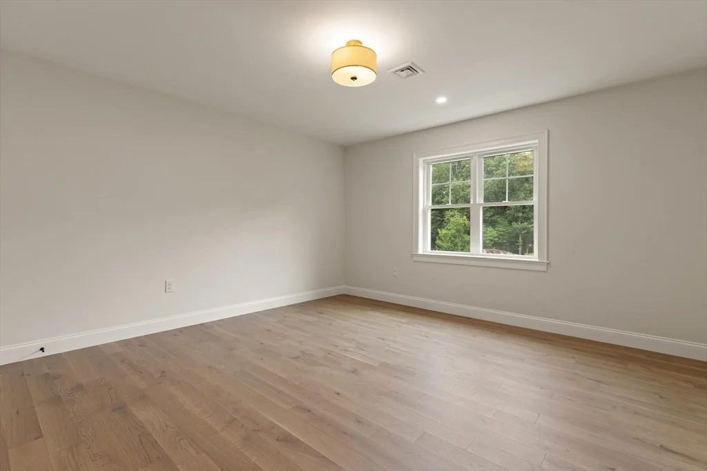 Photo of 8 Goodwin Dr