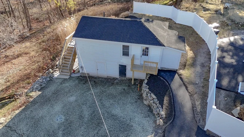 Photo of 112A Millville Rd