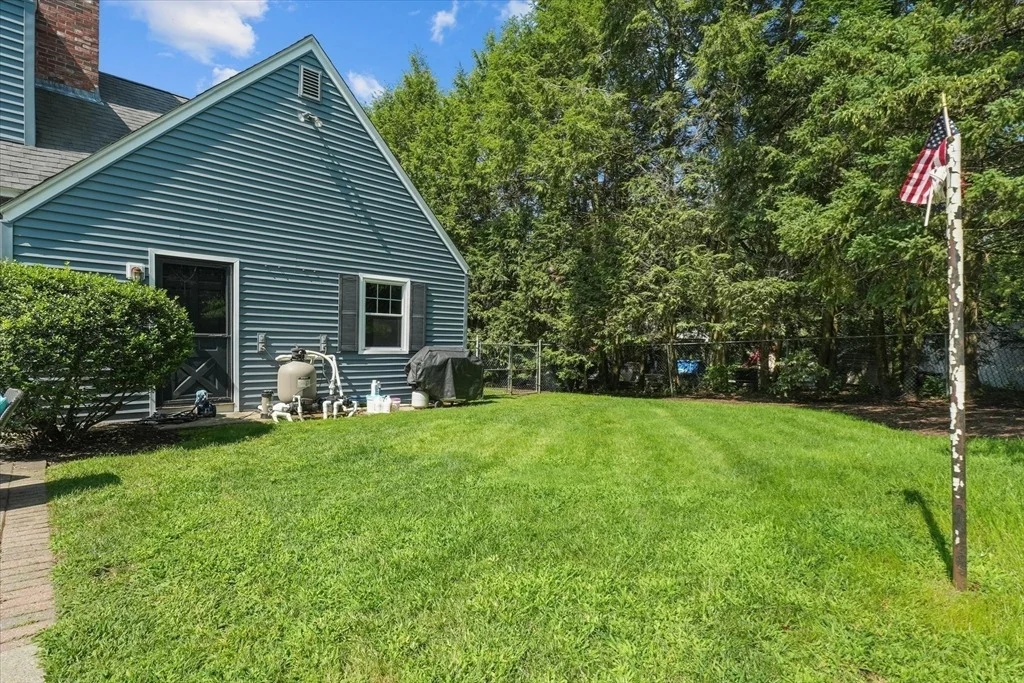 Photo of 85 Rosewood Dr