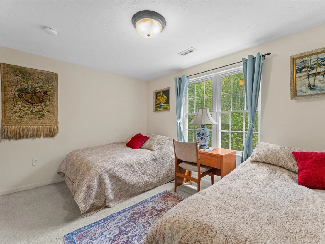 Photo of Unit B at 29 Coldspring Dr