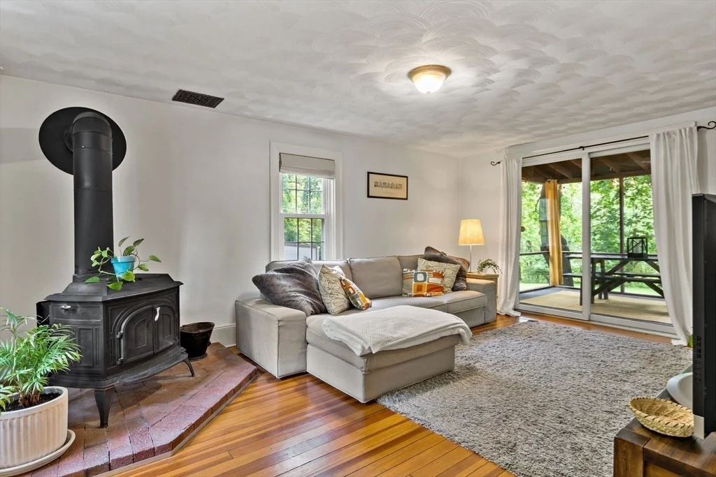Photo of 330 Fairview Ave