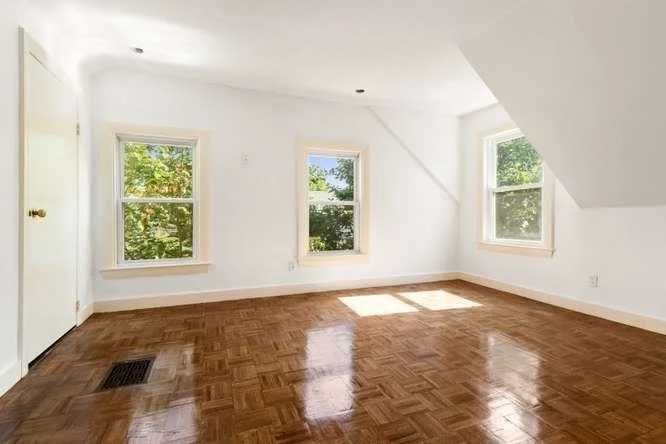 Photo of 69 Franklin St