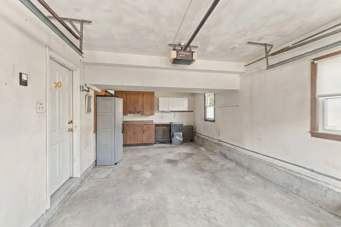Photo of 1 Lisa Drive