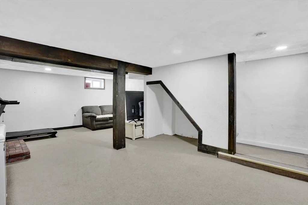 Photo of 94 Cora Ave