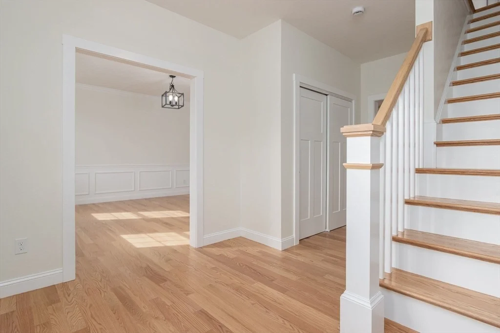 Photo of 76 Robin Hill Rd