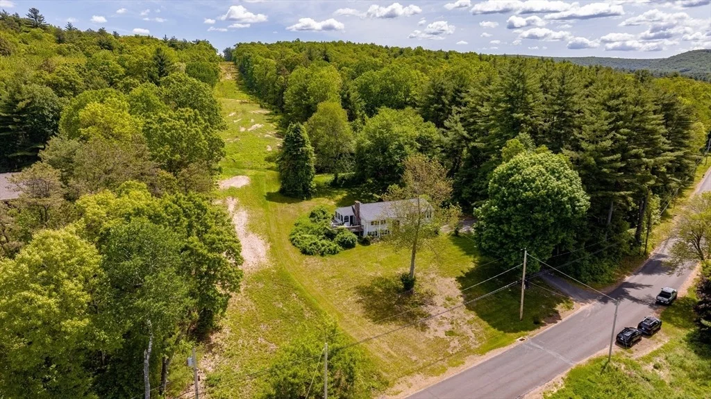 Photo of 189 Scantic Rd.