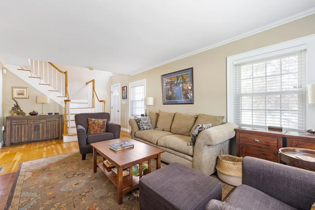 Photo of 32 Smith Ave