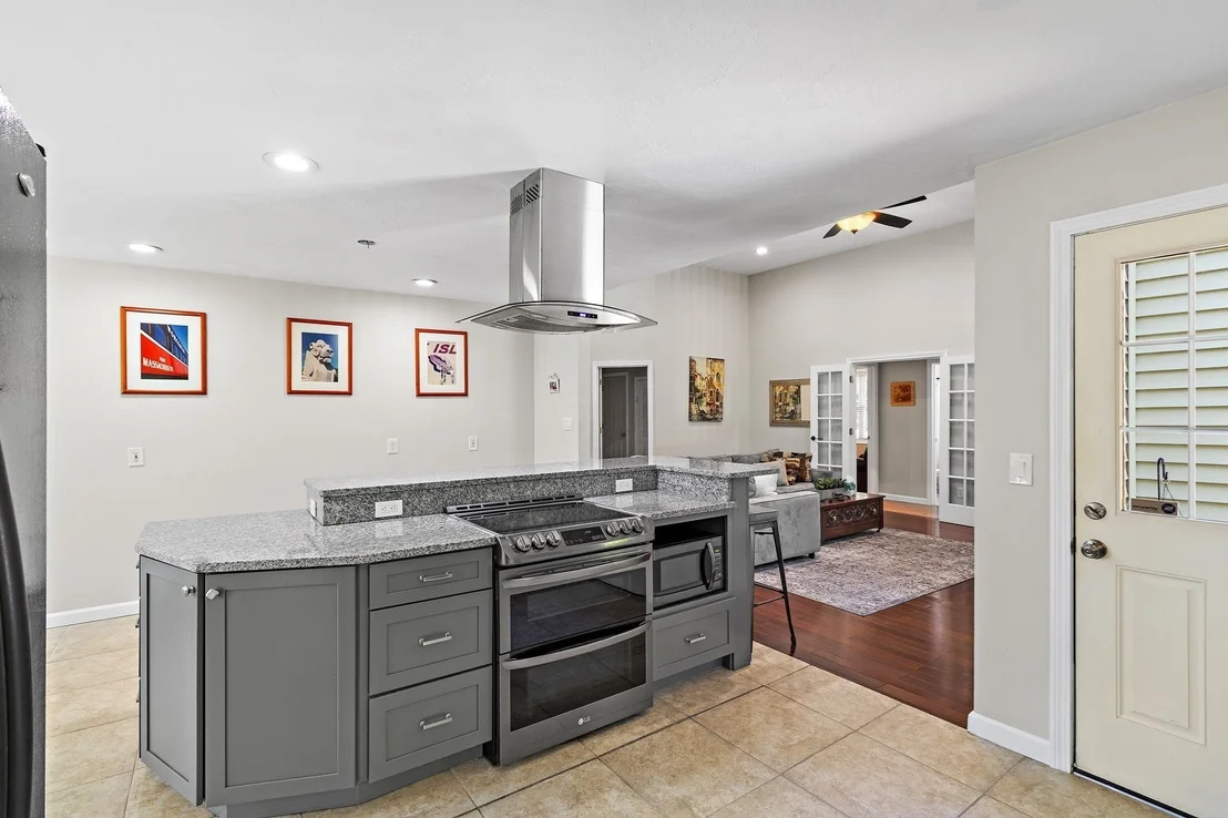 Photo of 24 Tanyard Rd