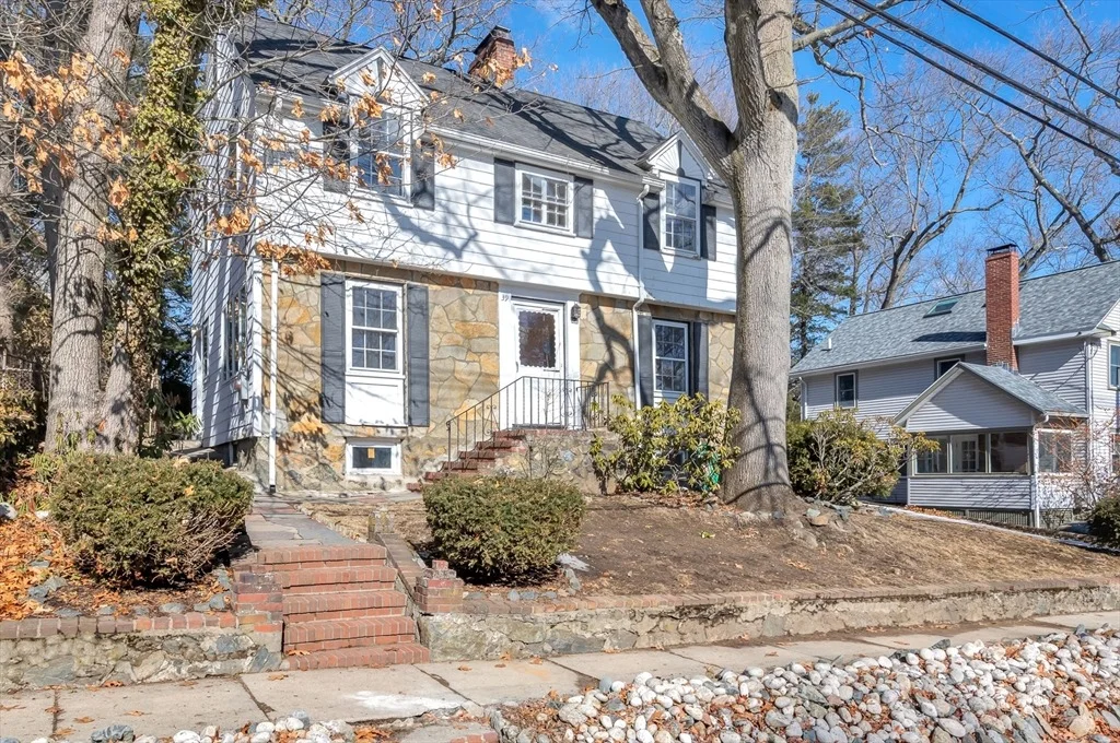 Photo of 39 Pine Ridge Road