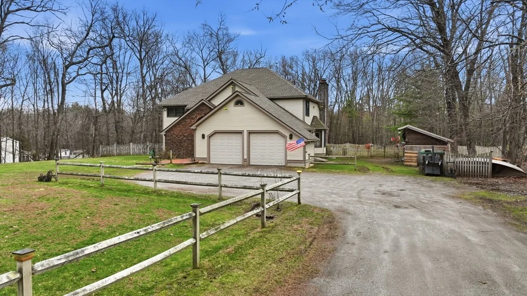 Photo of 458 Montgomery Rd