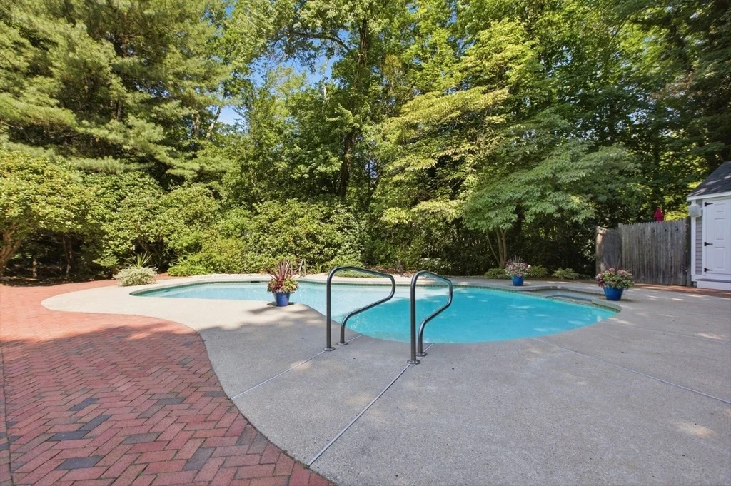 Photo of 280 Singletary Lane