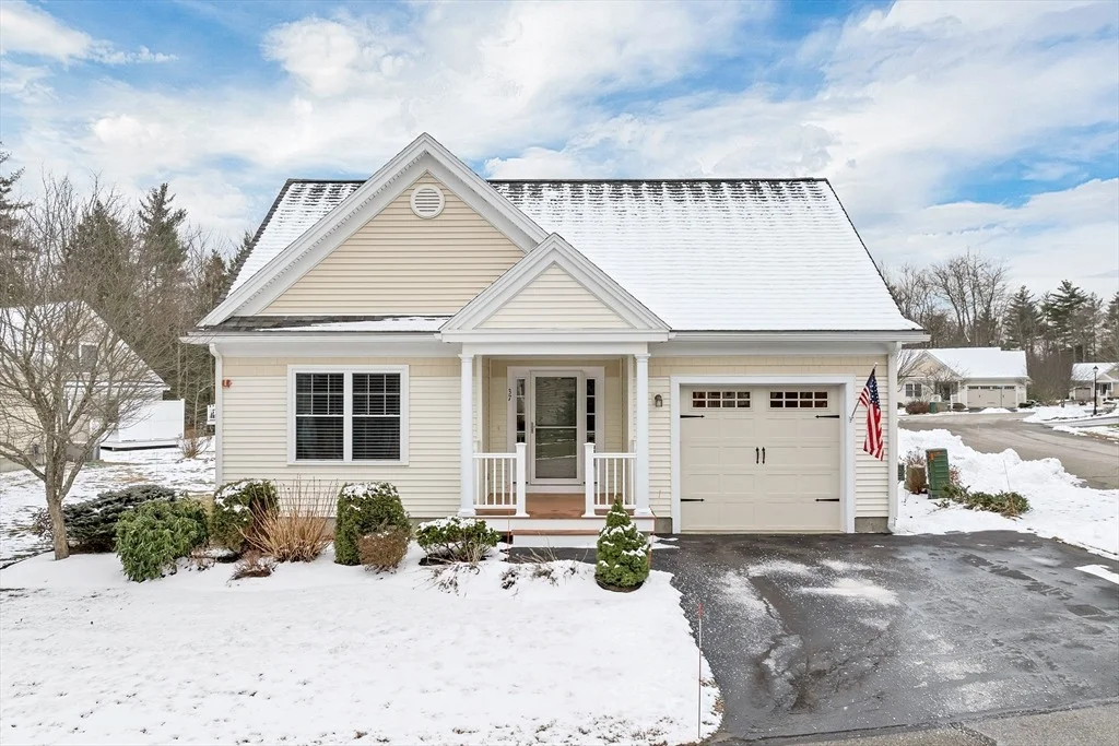 Photo of Unit 37 at 37 Birch Cir