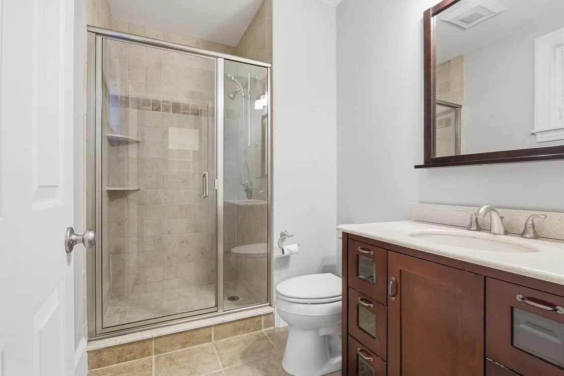 Photo of 7 Locust Avenue