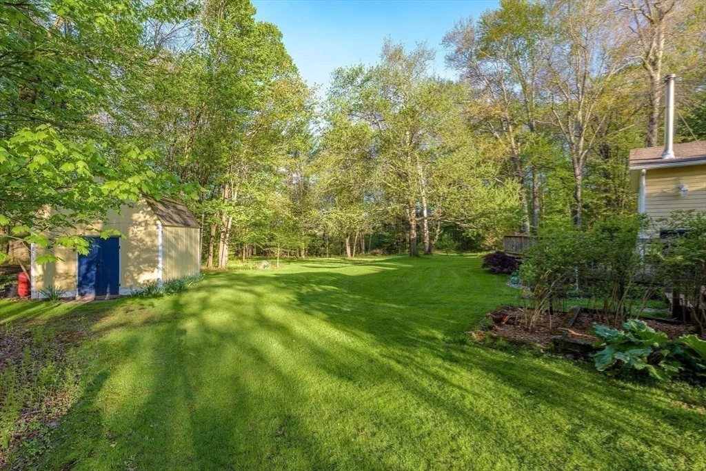 Photo of 54 Deepwoods Dr