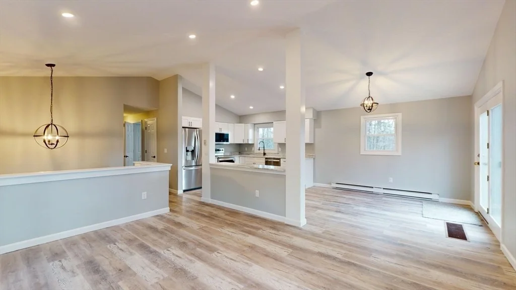Photo of 564 West Pelham Road