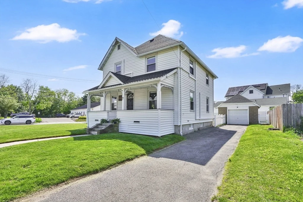 Photo of 7 Maple St