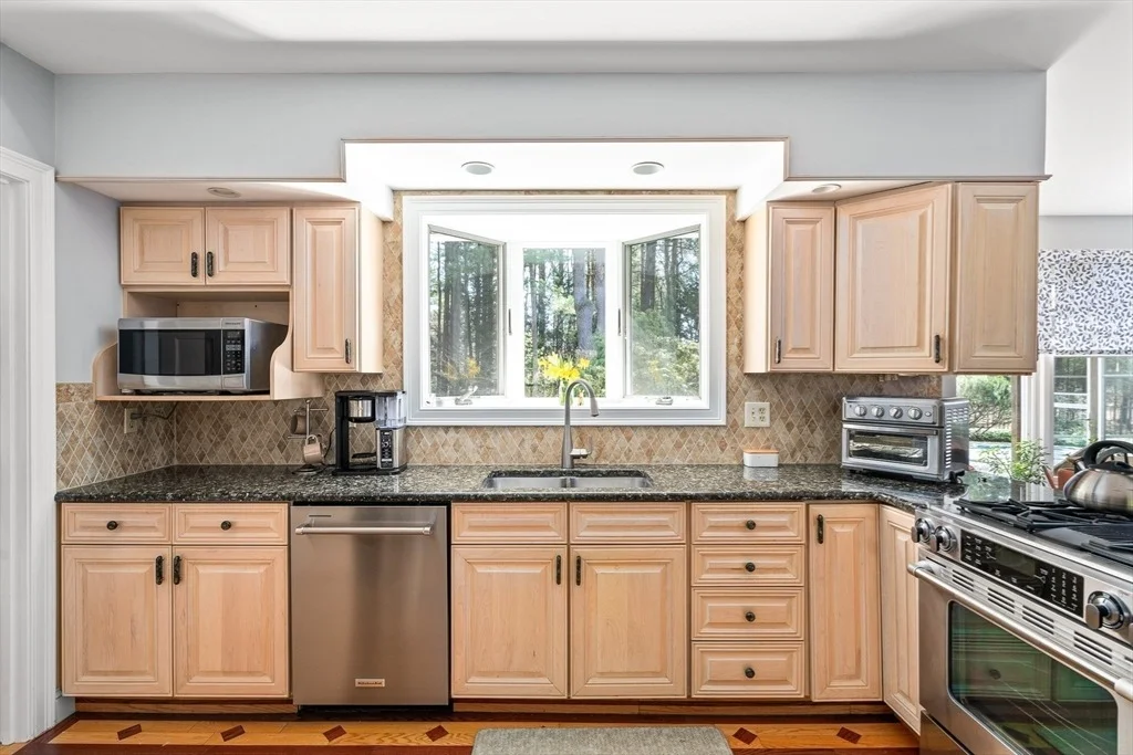Photo of 6 Pine Meadow Drive
