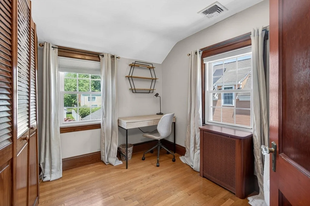 Photo of 25 Pleasant St.