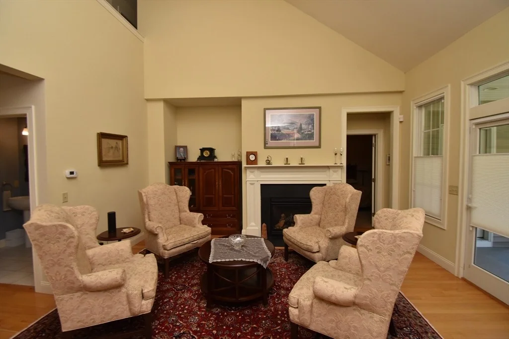 Photo of Unit 1B at 359 Main