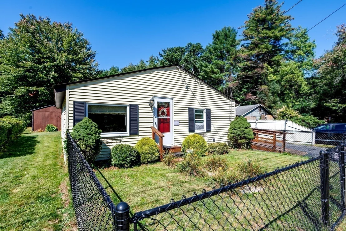 Photo of 419 Harvard Ave