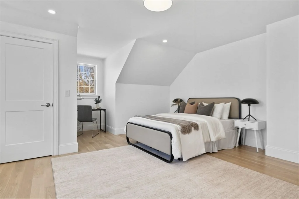 Photo of 40 Foxcroft Rd