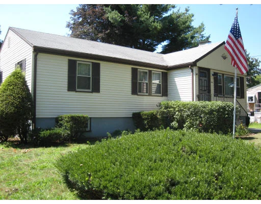 Photo of 5 Wayland Rd