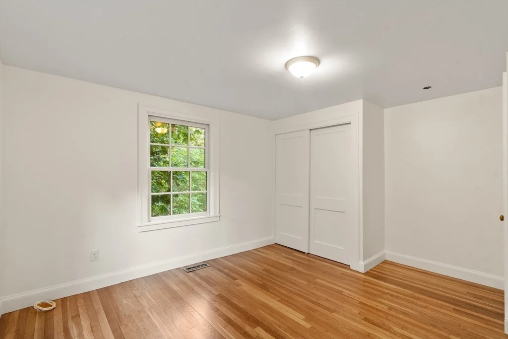 Photo of 19 Warren Lane