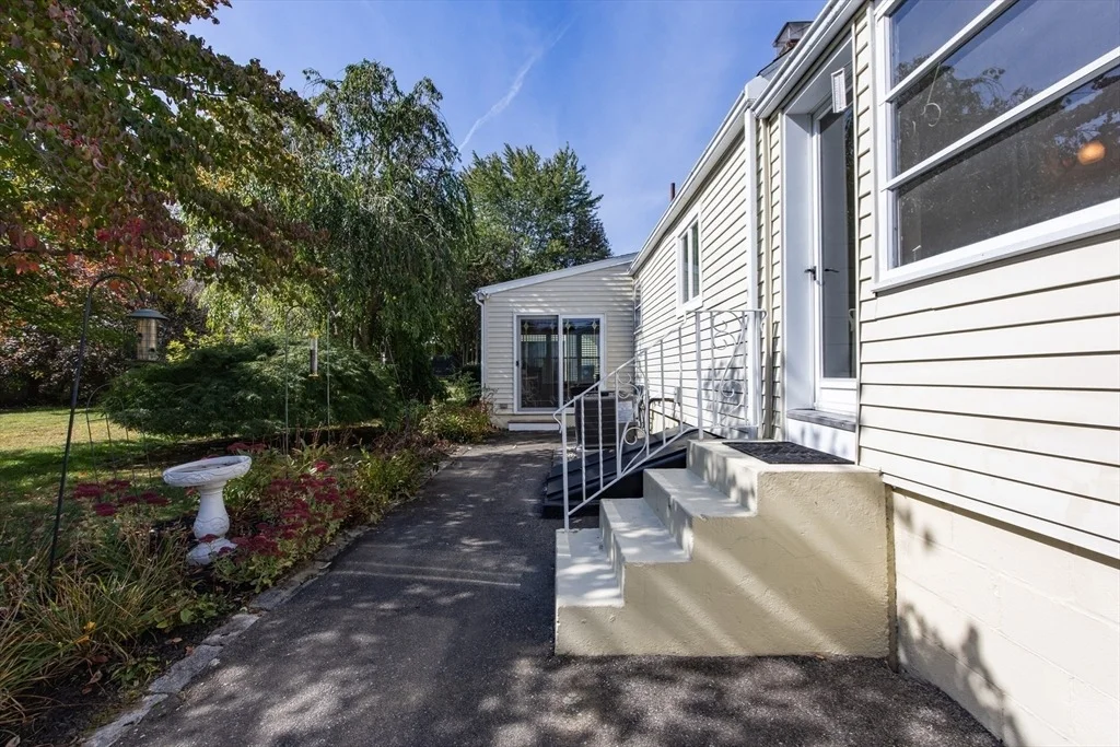 Photo of 123 Conant St