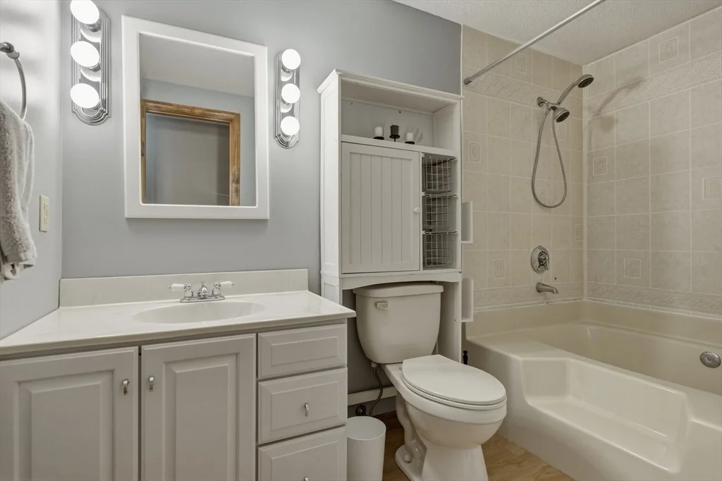 Photo of 7 Terry Ln